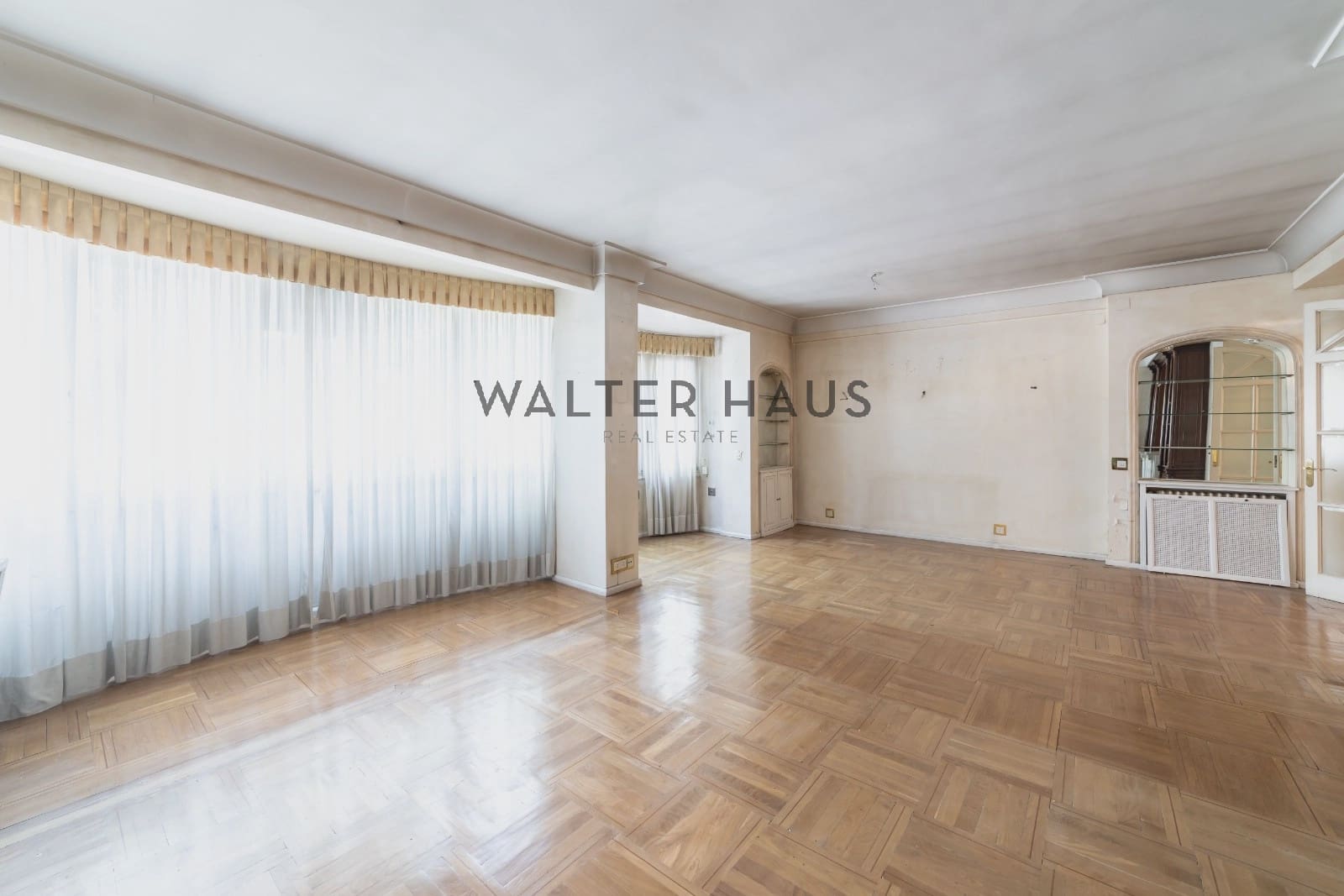 5 soveværelse Lejlighed til salg i Madrid by - € 2.500.000 (Ref: 9109253)