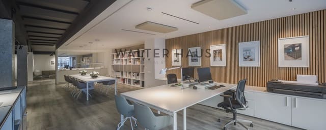 Office for sale in La Vila Olímpica del Poblenou, Barcelona city - € 675,000 (Ref: 9111044)