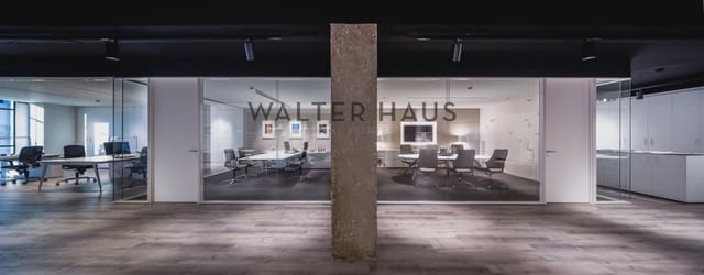 Office for sale in La Vila Olímpica del Poblenou, Barcelona city - € 675,000 (Ref: 9111044)