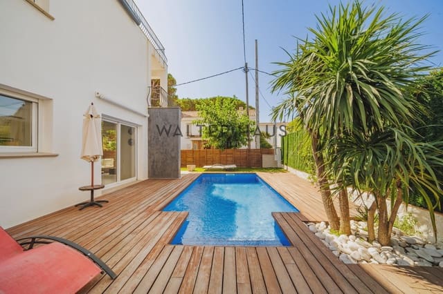 4 bedroom Villa for sale in Sant Antoni de Calonge, Calonge i Sant Antoni with pool - € 2,100,000 (Ref: 9111045)