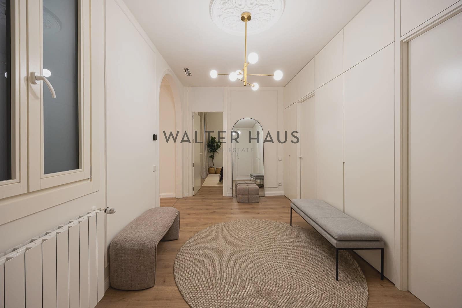 4 slaapkamer Flat te koop in Barcelona stad - € 1.985.000 (Ref: 9111612)