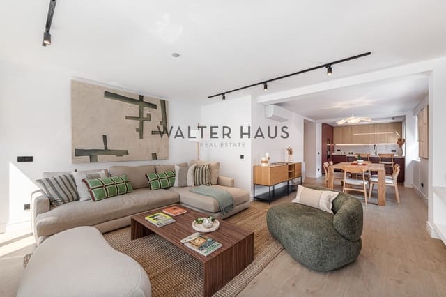 4 bedroom Flat for sale in Universidad, Madrid city - € 1,480,000 (Ref: 9113112)