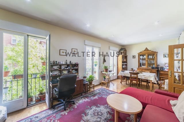 3 bedroom Flat for sale in Rios Rosas, Madrid city with pool - € 885,000 (Ref: 9113628)