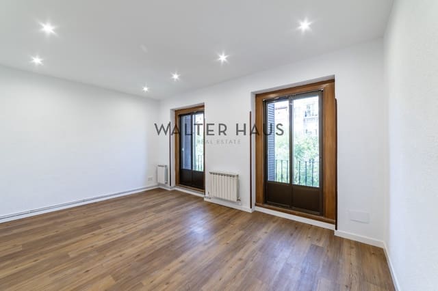 3 bedroom Flat for sale in Trafalgar, Madrid city with pool - € 685,000 (Ref: 9117329)