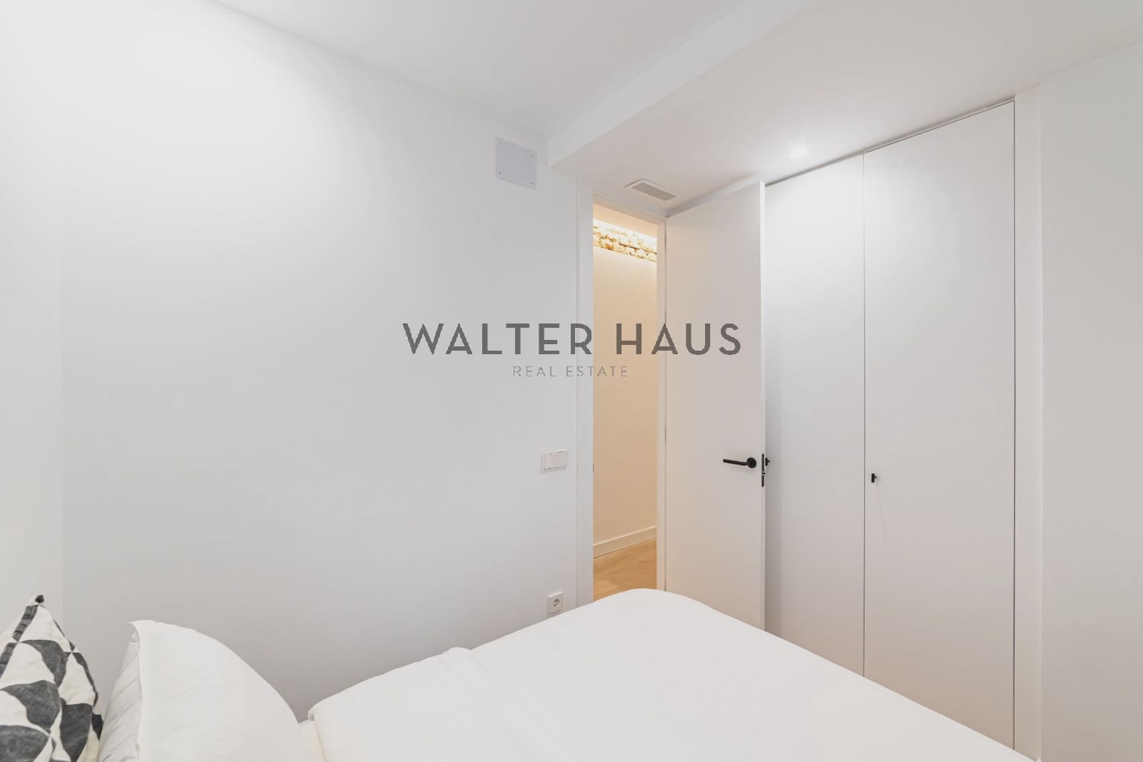 3 soveværelse Lejlighed til salg i Madrid by - € 1.195.000 (Ref: 9123581)