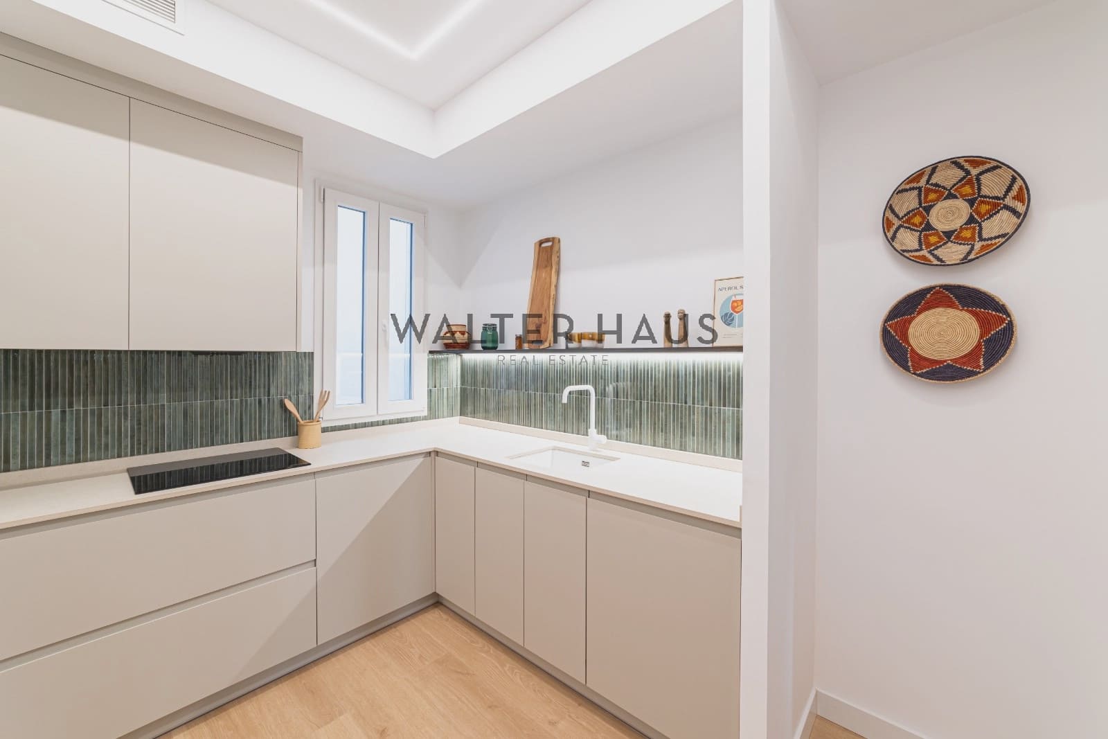 3 soveværelse Lejlighed til salg i Madrid by - € 1.195.000 (Ref: 9123581)