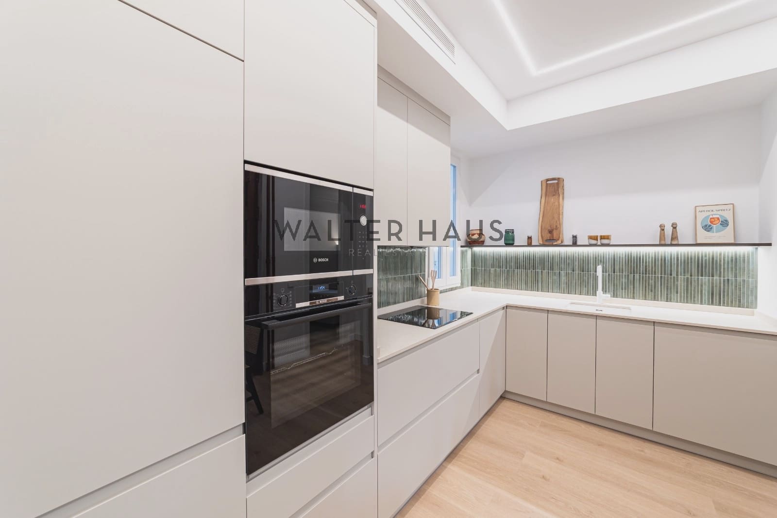 3 soveværelse Lejlighed til salg i Madrid by - € 1.195.000 (Ref: 9123581)