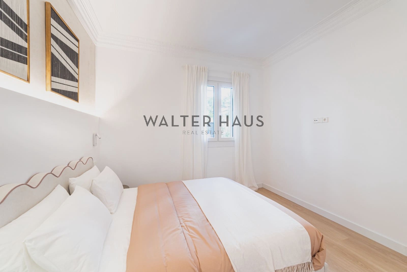 3 soveværelse Lejlighed til salg i Madrid by - € 1.195.000 (Ref: 9123581)