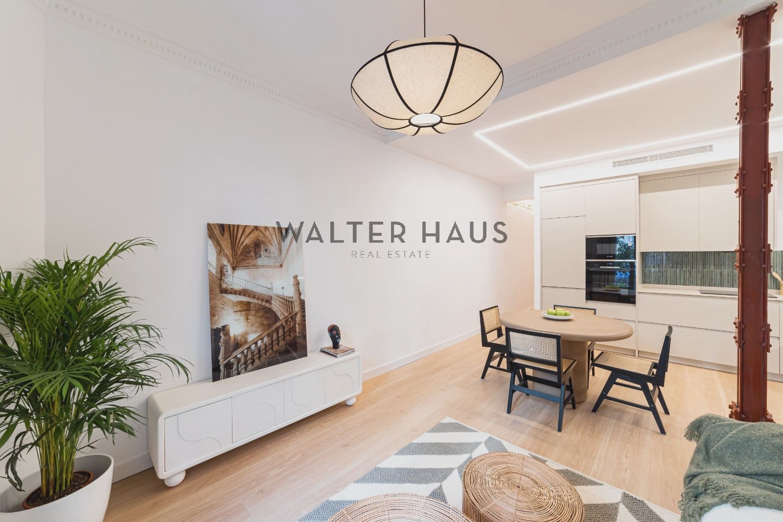 3 soveværelse Lejlighed til salg i Madrid by - € 1.195.000 (Ref: 9123581)