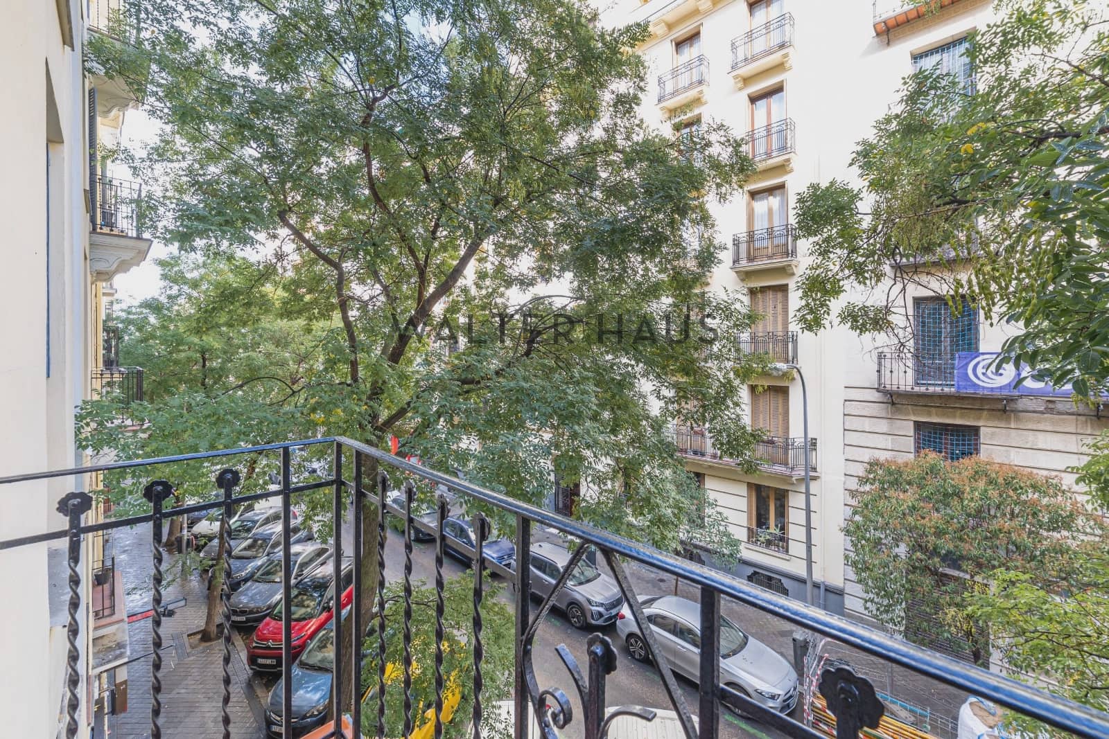 3 soveværelse Lejlighed til salg i Madrid by - € 1.195.000 (Ref: 9123581)
