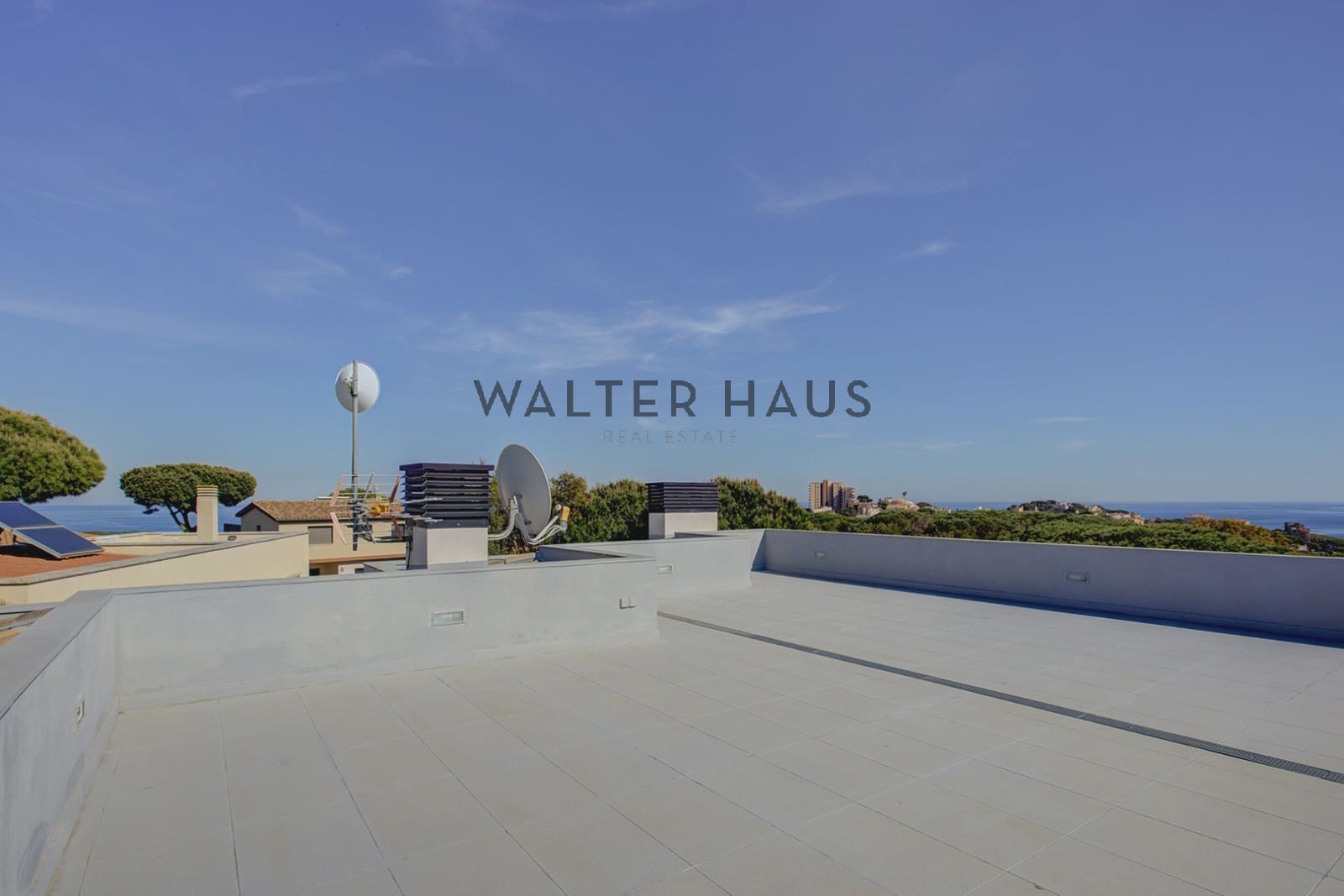 4 bedroom Villa for sale in Sant Feliu de Guixols - € 1,800,000 (Ref: 9123907)
