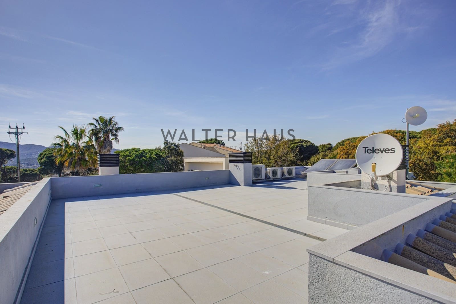 4 bedroom Villa for sale in Sant Feliu de Guixols - € 1,800,000 (Ref: 9123907)