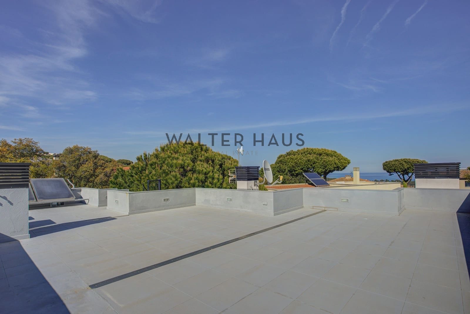 4 bedroom Villa for sale in Sant Feliu de Guixols - € 1,800,000 (Ref: 9123907)