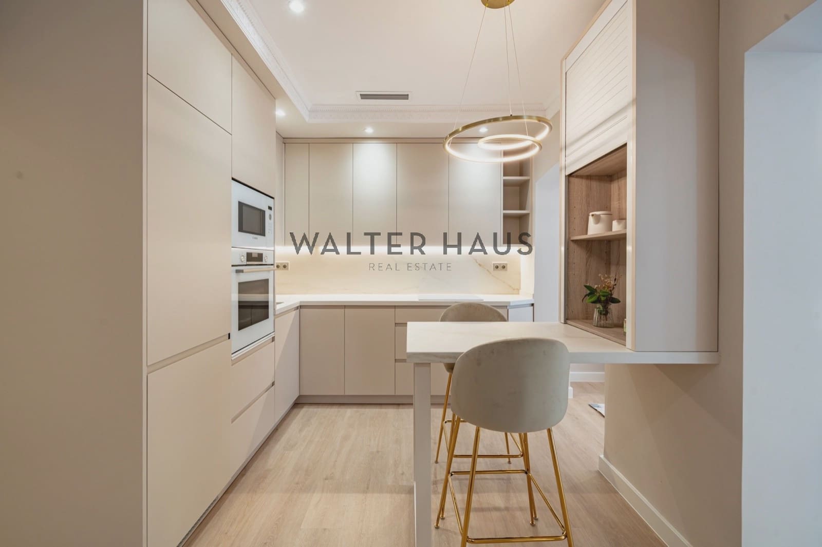 2 slaapkamer Flat te koop in Madrid stad - € 1.440.000 (Ref: 9126020)