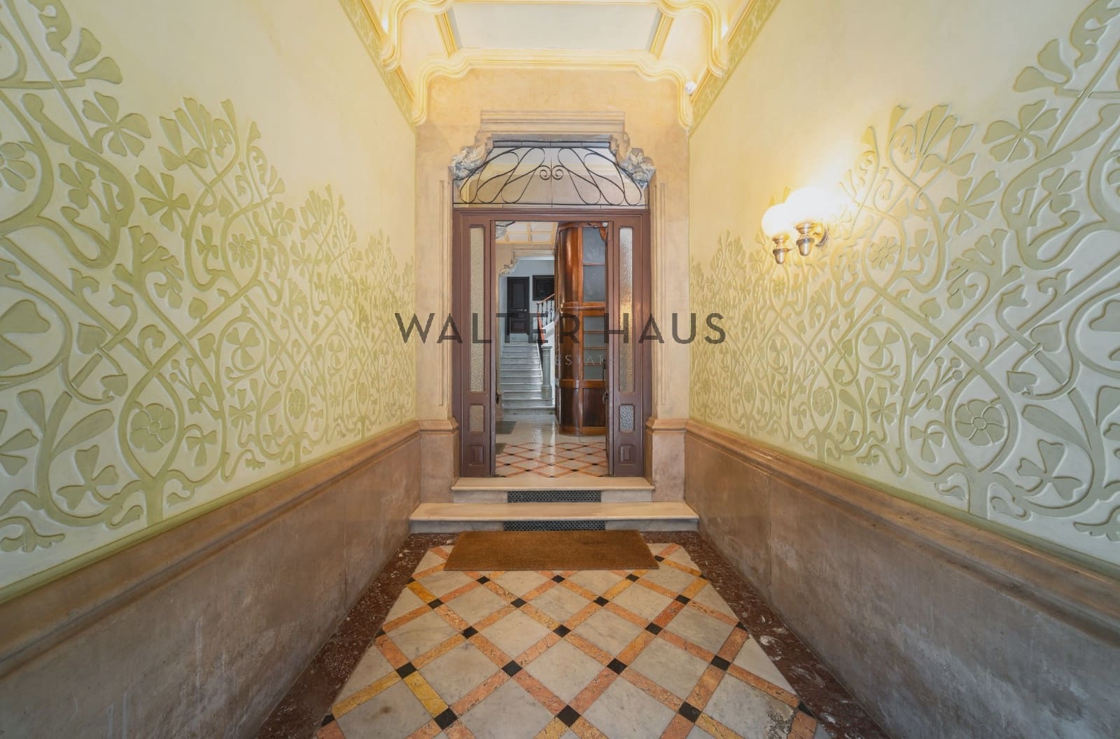 4 bedroom Flat for sale in Barcelona city - € 1,495,000 (Ref: 9127813)