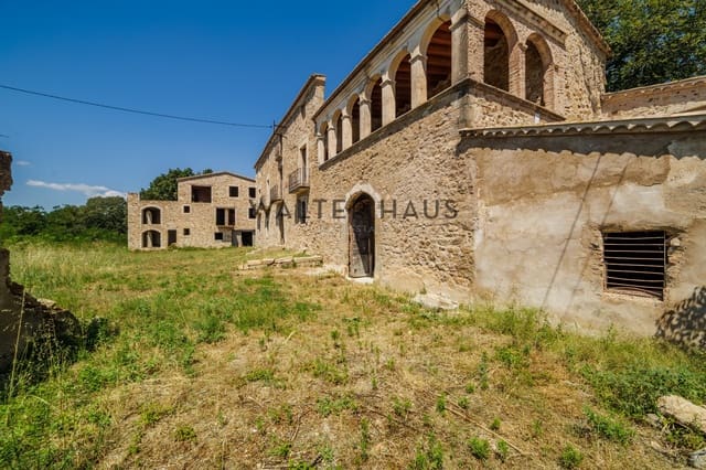 8 slaapkamer Villa te koop in Gerona stad - € 895.000 (Ref: 9127814)