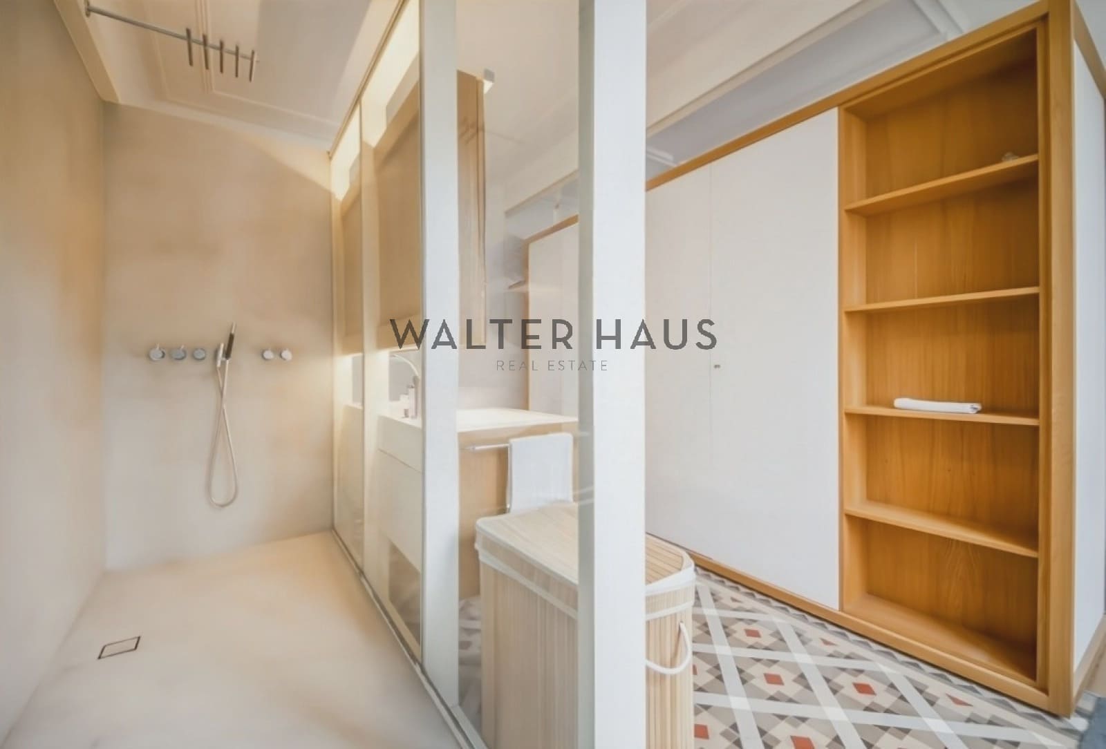 4 soverom Leilighet til leie i Barcelona by - € 5 500 (Ref: 9129274)