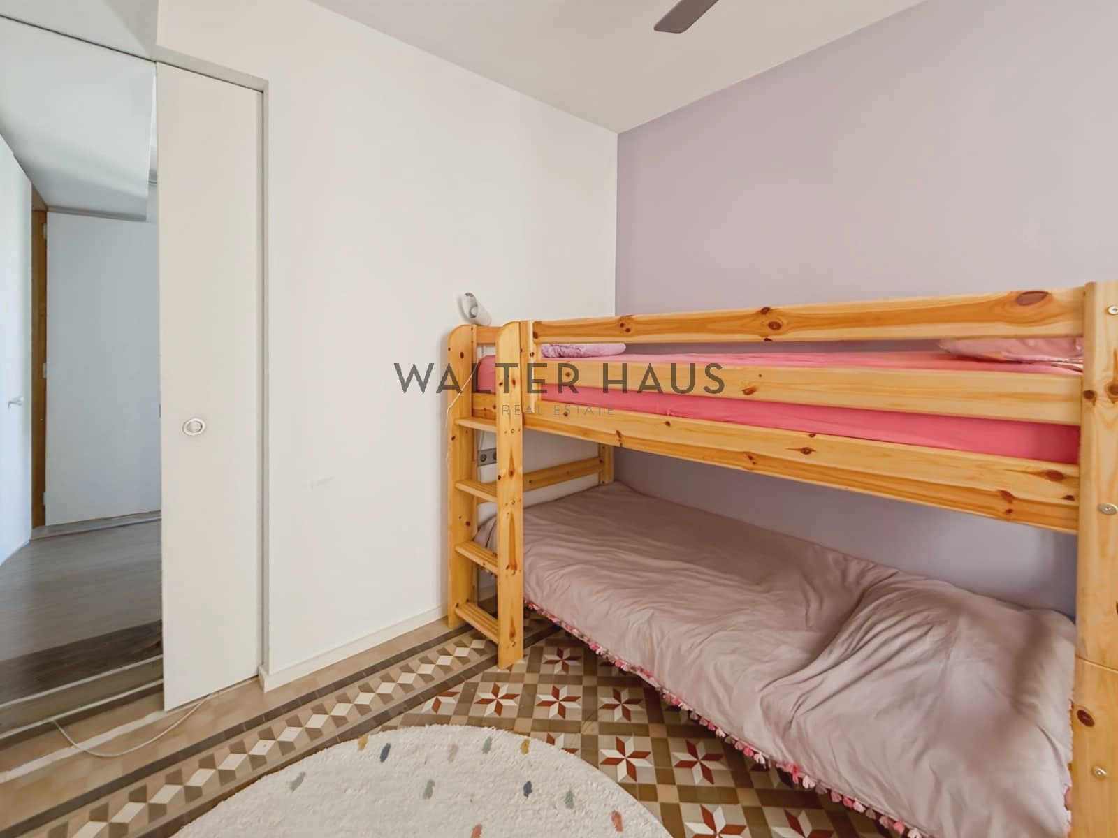 4 soverom Leilighet til leie i Barcelona by - € 5 500 (Ref: 9129274)