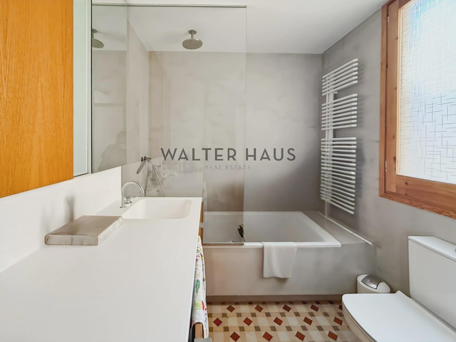 4 soverom Leilighet til leie i Barcelona by - € 5 500 (Ref: 9129274)