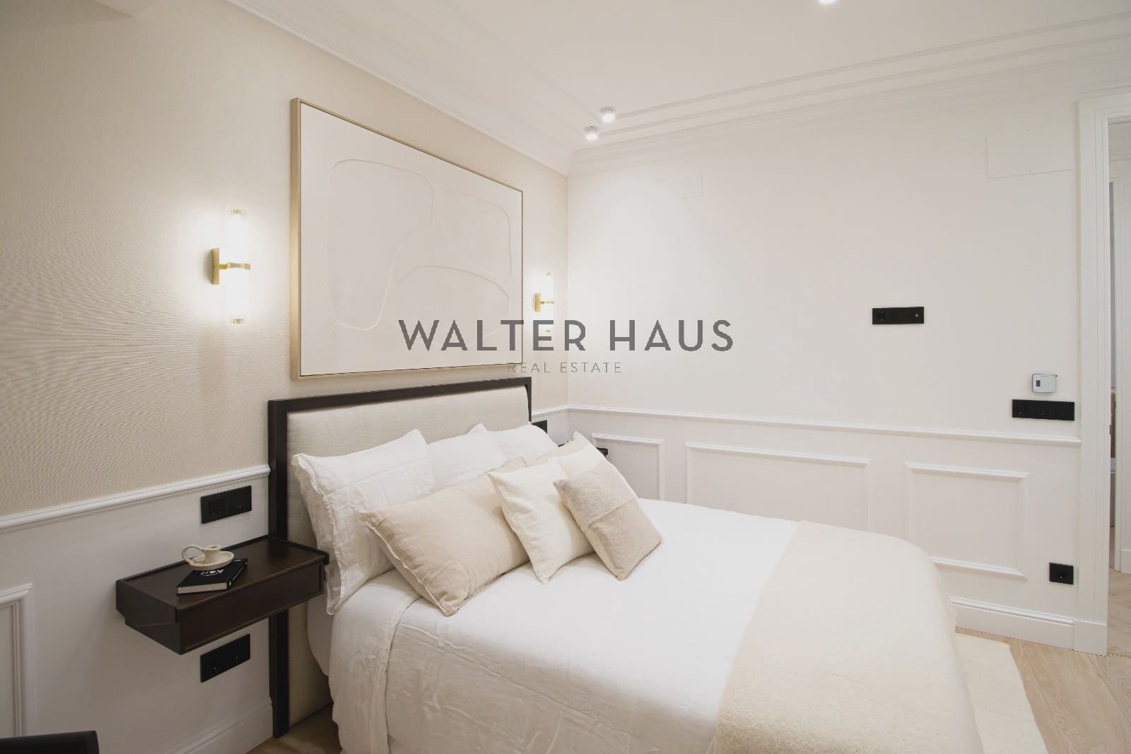 2 soveværelse Lejlighed til salg i Madrid by - € 1.790.000 (Ref: 9129348)