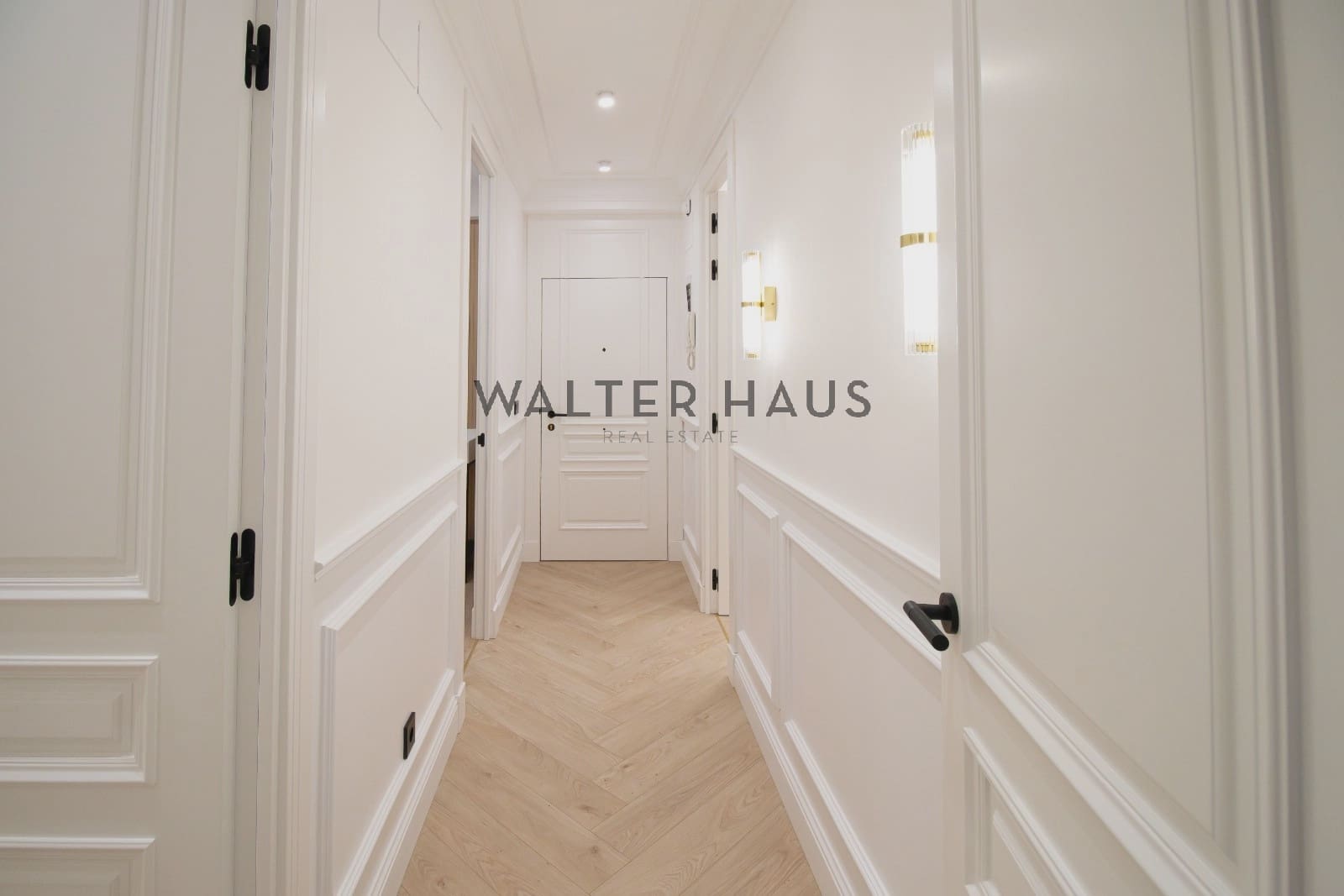 2 soveværelse Lejlighed til salg i Madrid by - € 1.790.000 (Ref: 9129348)