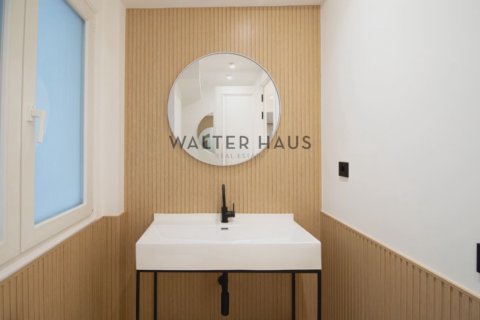 2 soveværelse Lejlighed til salg i Madrid by - € 1.790.000 (Ref: 9129348)