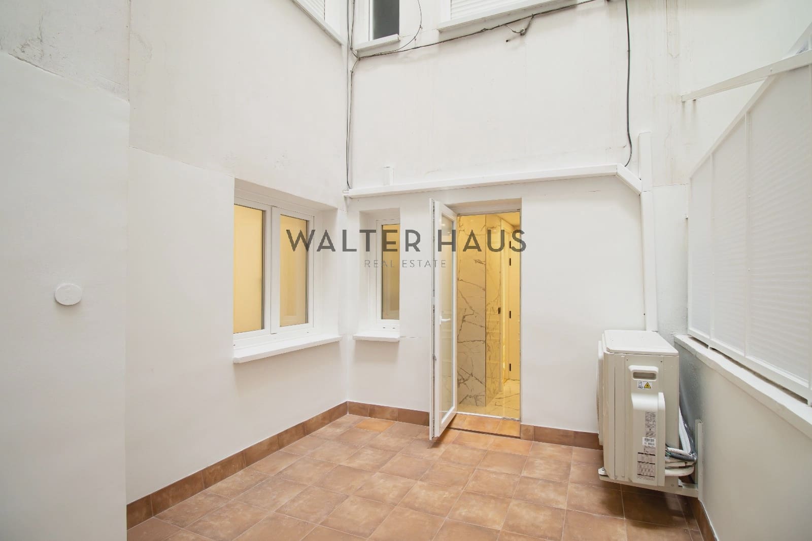 2 soveværelse Lejlighed til salg i Madrid by - € 1.790.000 (Ref: 9129348)