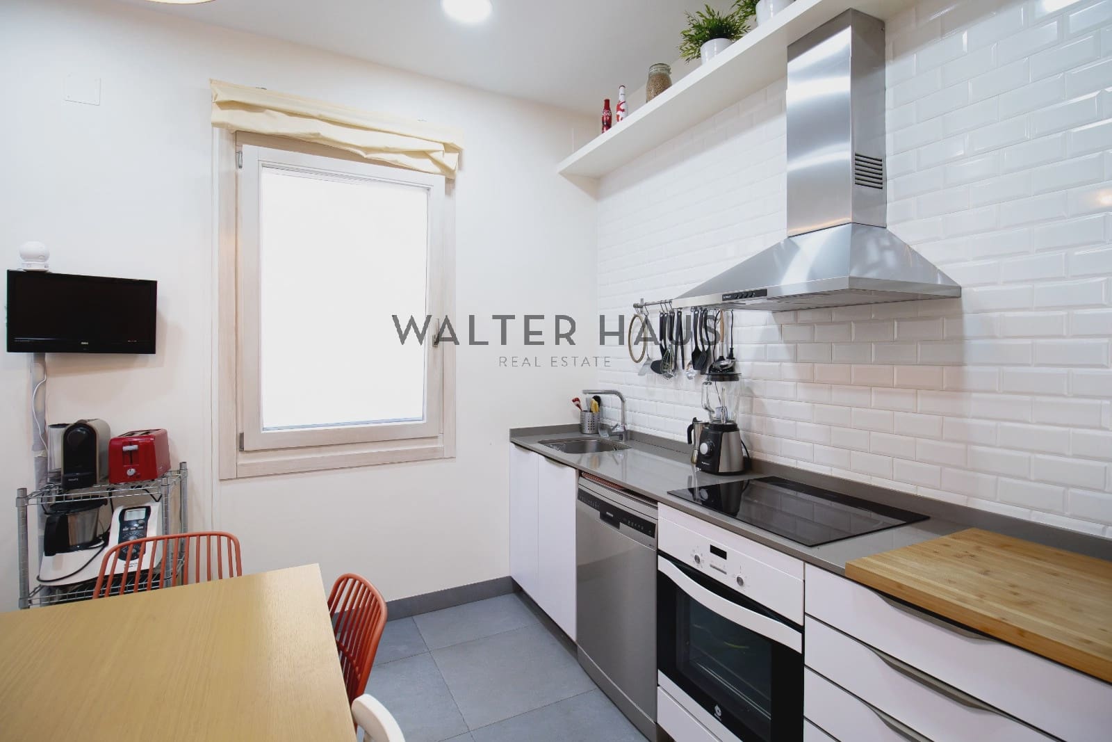 4 soveværelse Lejlighed til salg i Madrid by med swimmingpool - € 1.290.000 (Ref: 9131433)