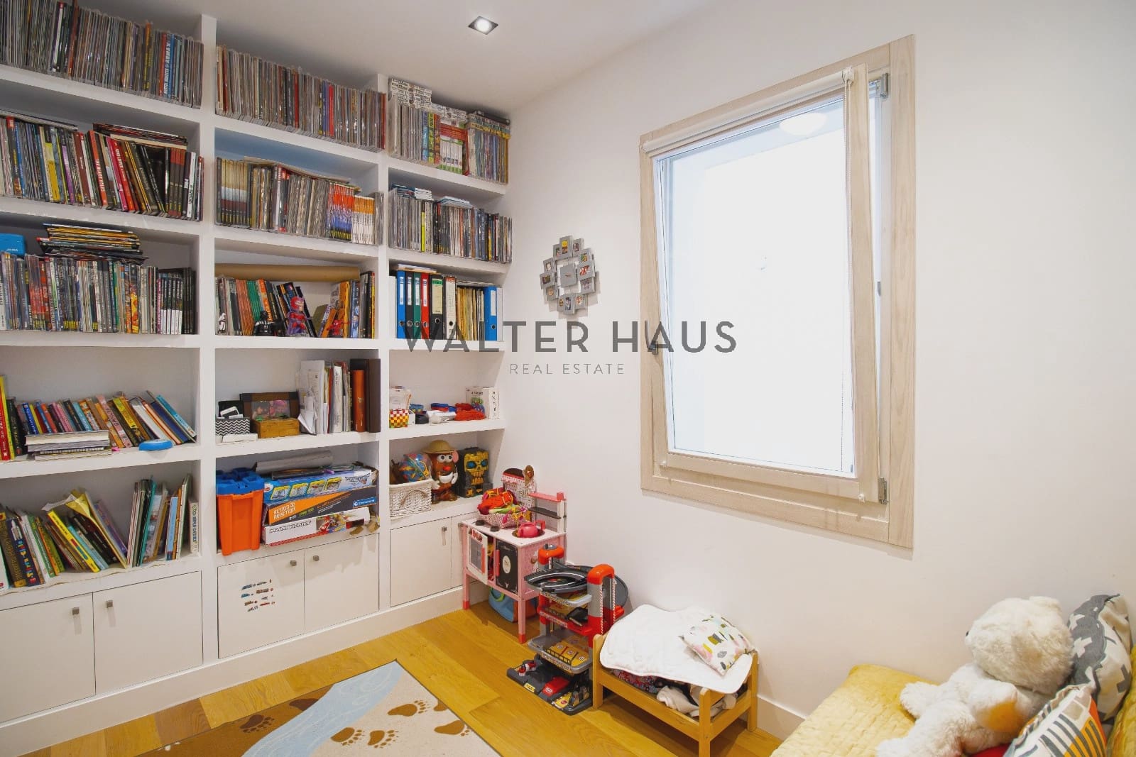 4 soveværelse Lejlighed til salg i Madrid by med swimmingpool - € 1.290.000 (Ref: 9131433)