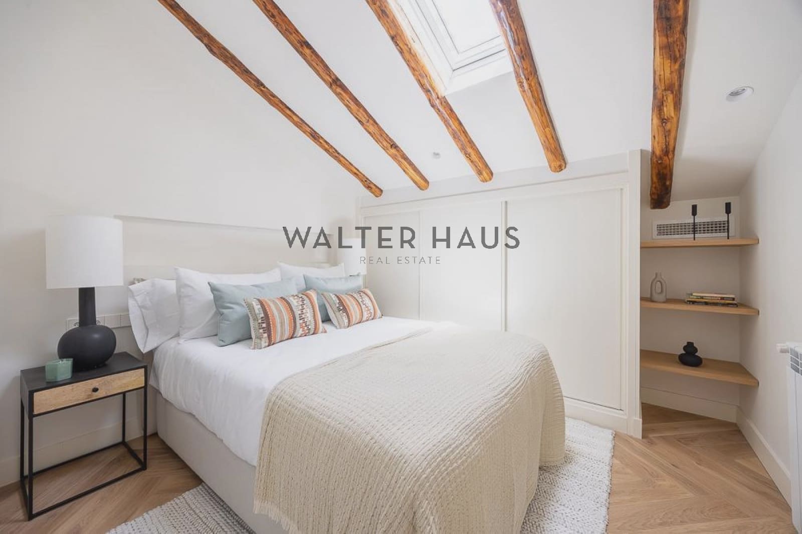 4 soveværelse Lejlighed til salg i Madrid by - € 3.200.000 (Ref: 9131861)