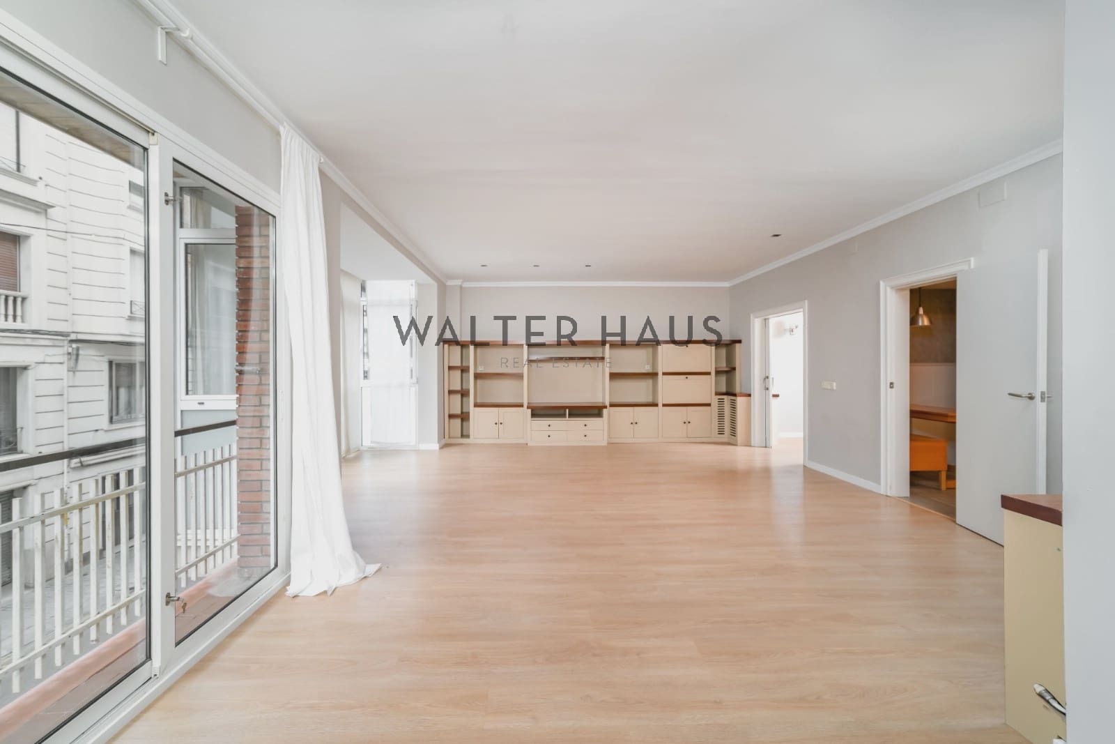 4 soveværelse Lejlighed til salg i Barcelona by - € 875.000 (Ref: 9132917)