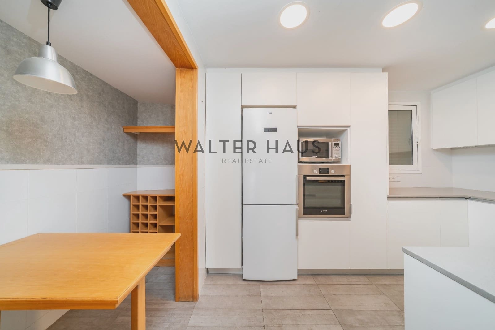 4 soveværelse Lejlighed til salg i Barcelona by - € 875.000 (Ref: 9132917)