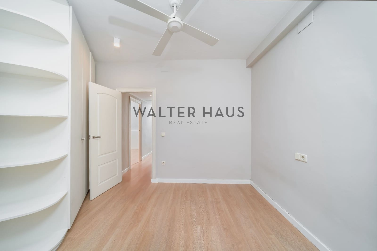 4 soveværelse Lejlighed til salg i Barcelona by - € 875.000 (Ref: 9132917)