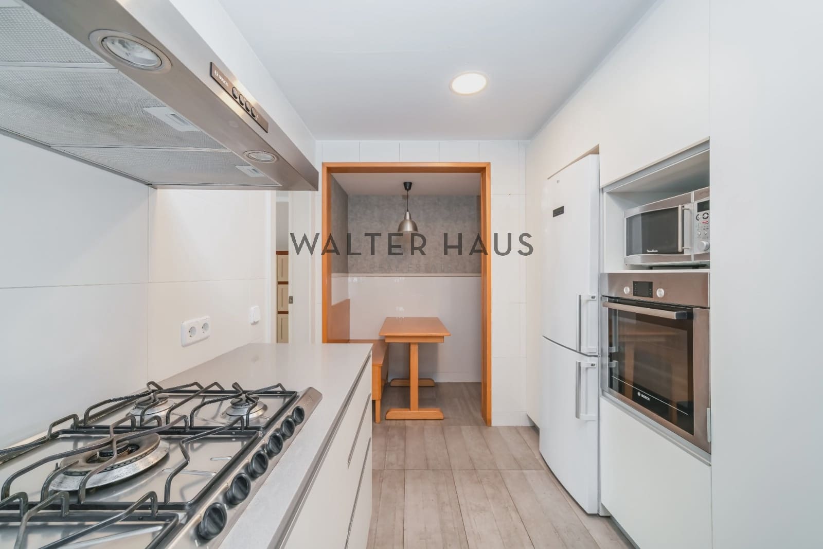 4 soveværelse Lejlighed til salg i Barcelona by - € 875.000 (Ref: 9132917)