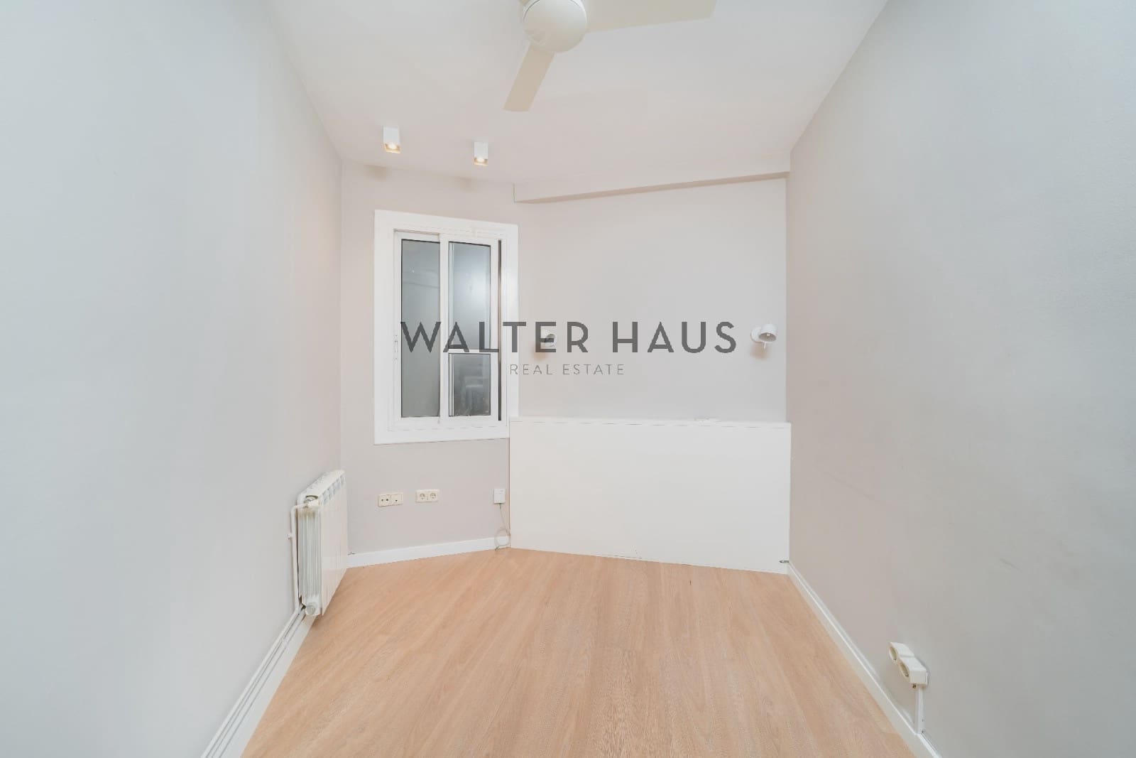 4 soveværelse Lejlighed til salg i Barcelona by - € 875.000 (Ref: 9132917)