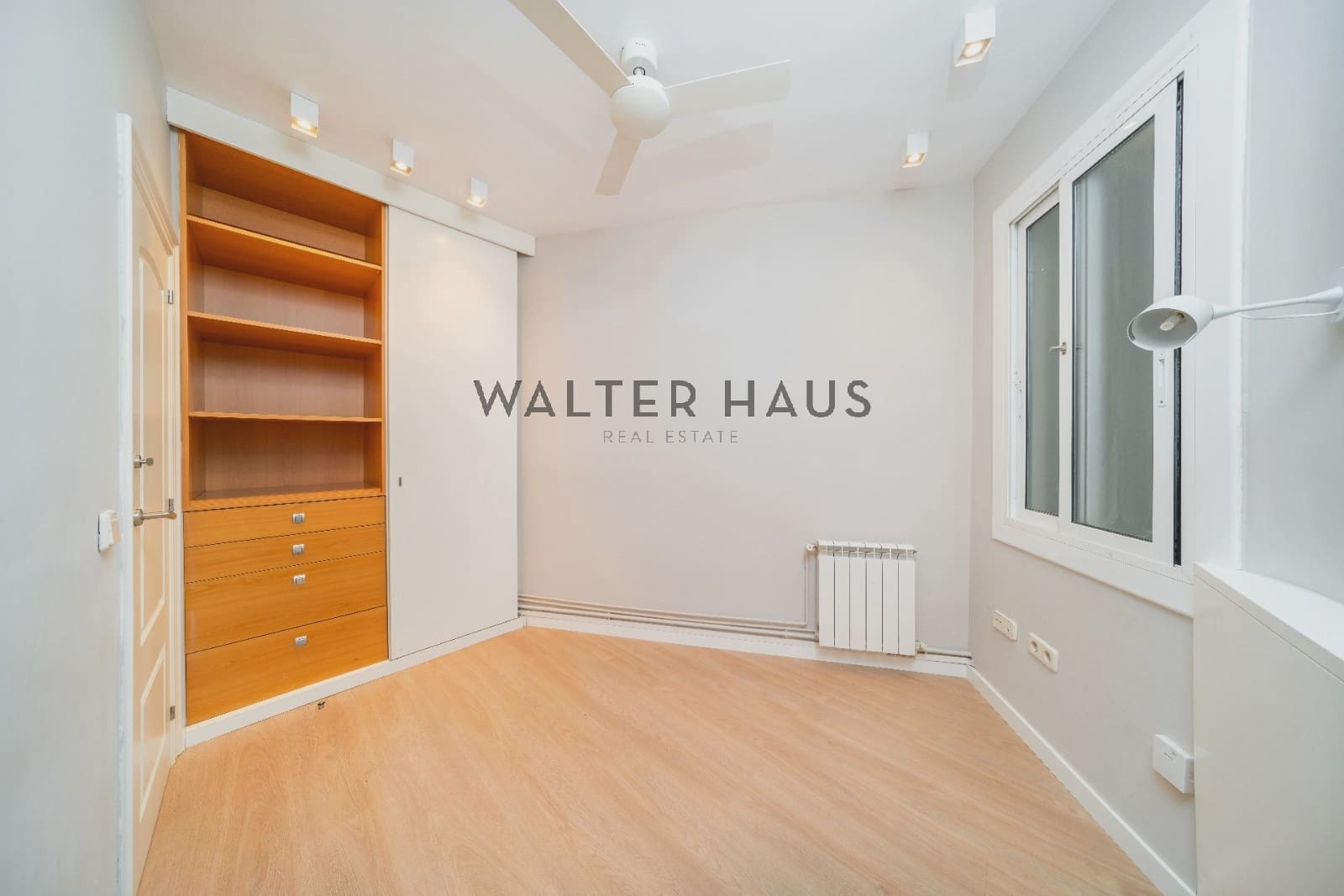 4 soveværelse Lejlighed til salg i Barcelona by - € 875.000 (Ref: 9132917)