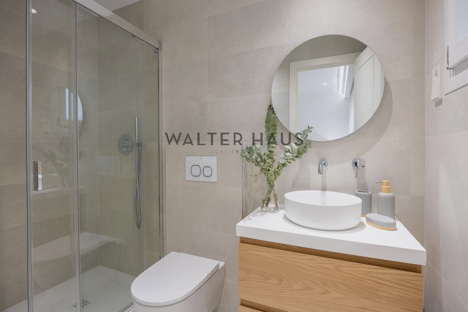 4 sovrum Lägenhet till salu i Madrid stad - 2 990 000 € (Ref: 9133672)