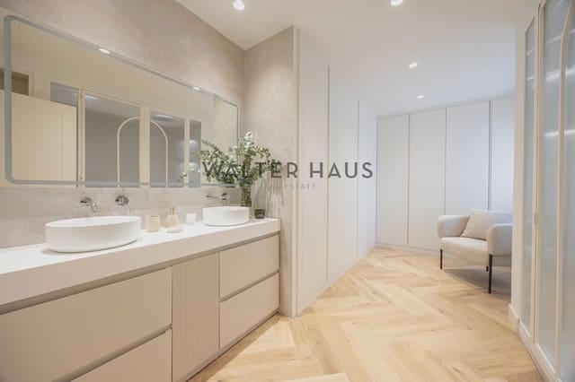 4 bedroom Flat for sale in Recoletos, Madrid city - € 2,990,000 (Ref: 9133672)