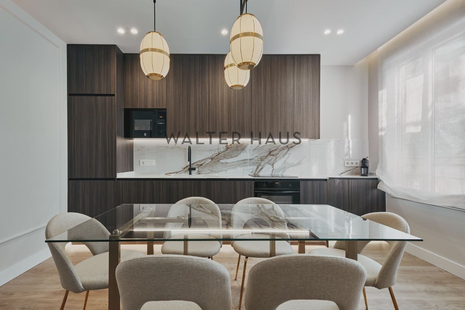 3 soveværelse Lejlighed til salg i Madrid by - € 1.489.000 (Ref: 9133773)