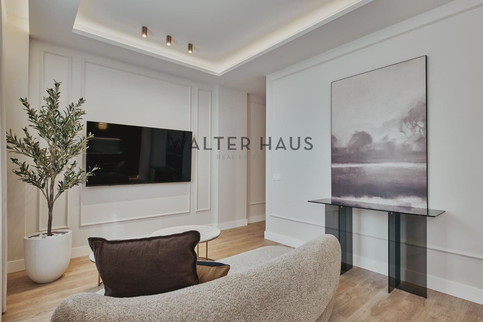 3 soveværelse Lejlighed til salg i Madrid by - € 1.489.000 (Ref: 9133773)