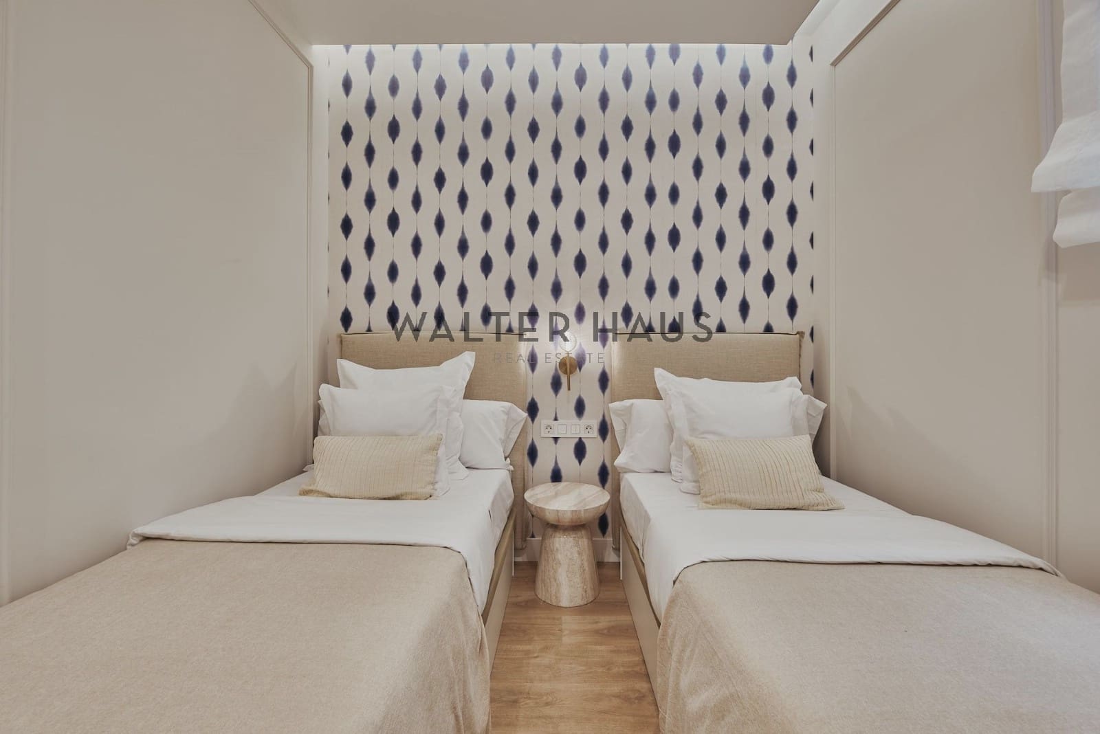 3 soveværelse Lejlighed til salg i Madrid by - € 1.489.000 (Ref: 9133773)