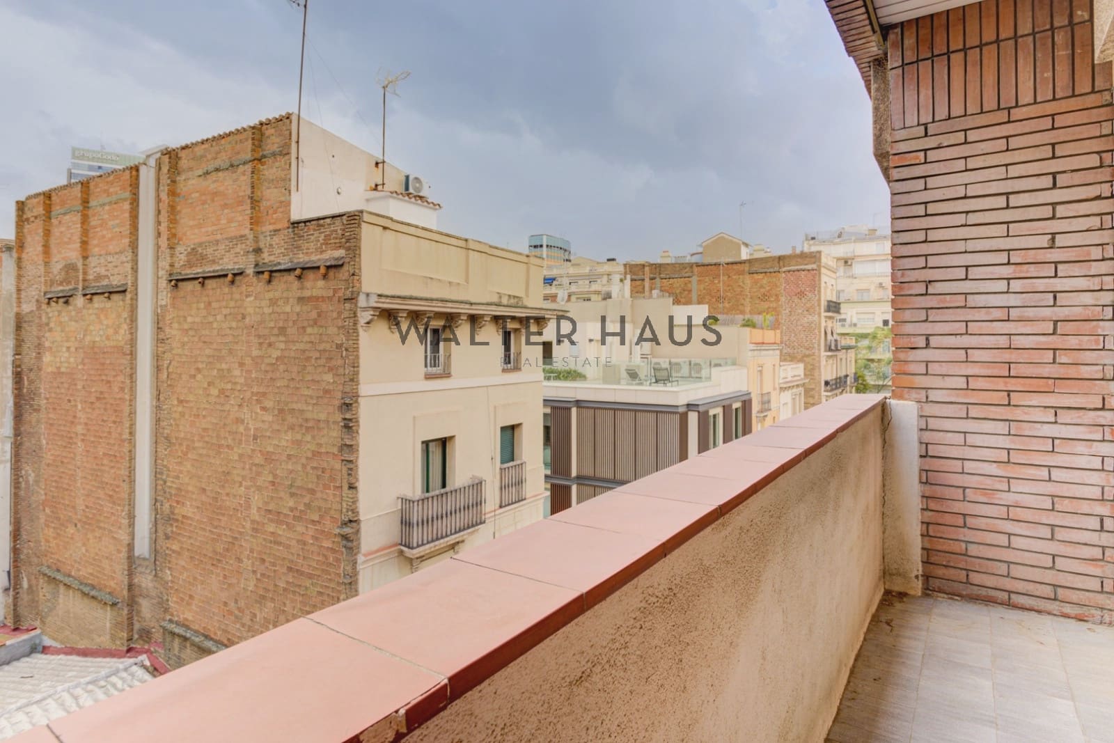 4 soveværelse Lejlighed til salg i Barcelona by - € 960.000 (Ref: 9135170)