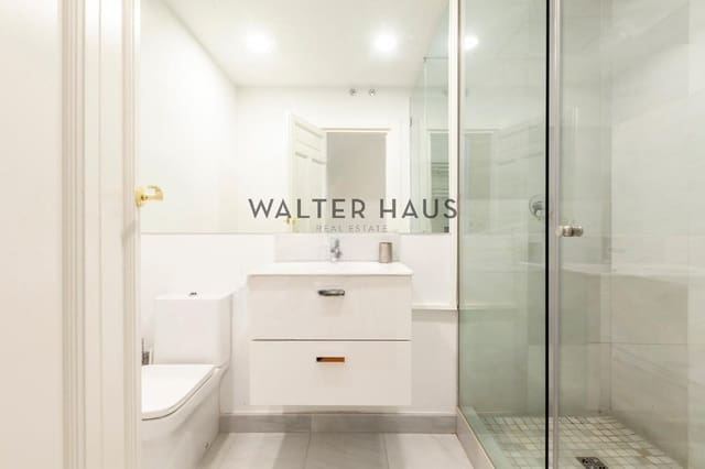 Piso de 4 habitaciones en Almagro, Madrid ciudad en alquiler con piscina - 3.950 € (Ref: 9136285)