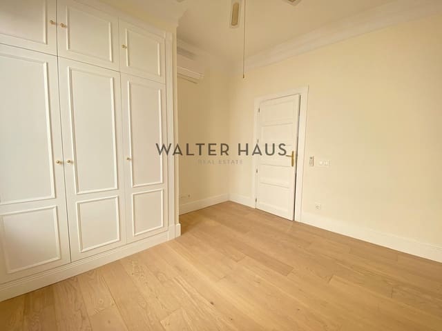 Ático de 2 habitaciones en Castellana, Madrid ciudad en alquiler - 6.000 € (Ref: 9136432)