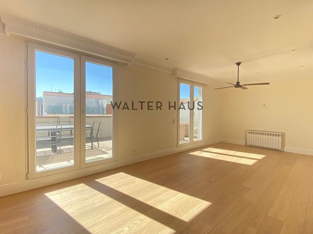 Penthouse de 2 chambres à louer à Castellana, Madrid ville - 6 000 € (Ref: 9136432)