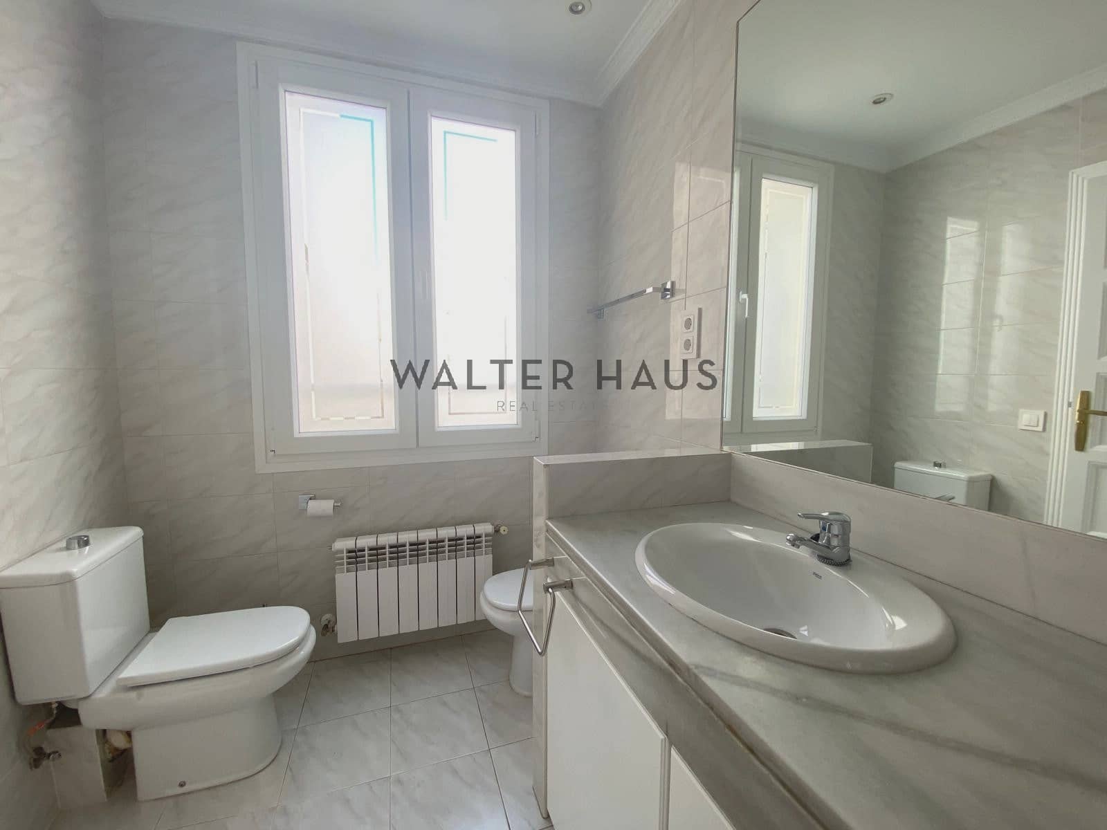 2 slaapkamer Penthouse te huur in Madrid stad - € 6.000 (Ref: 9136432)