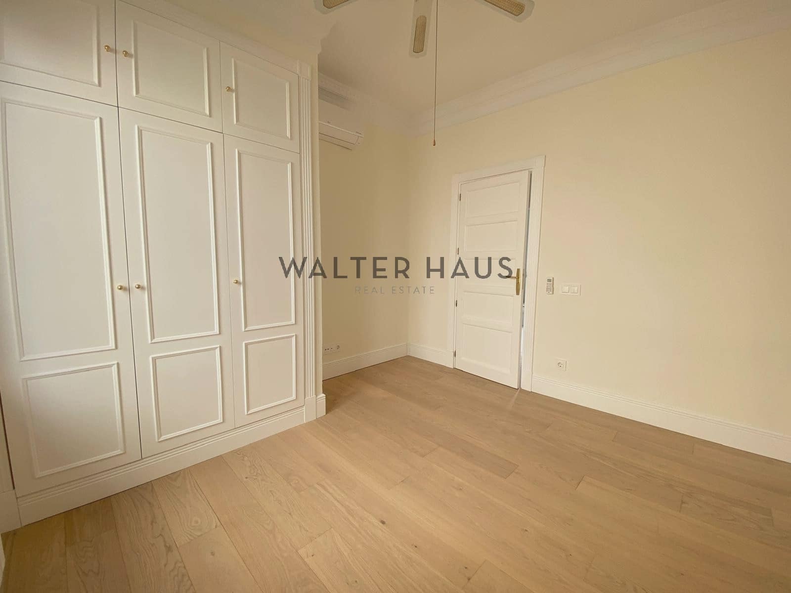 2 slaapkamer Penthouse te huur in Madrid stad - € 6.000 (Ref: 9136432)