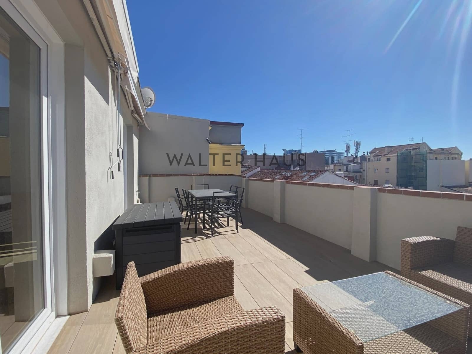 2 slaapkamer Penthouse te huur in Madrid stad - € 6.000 (Ref: 9136432)