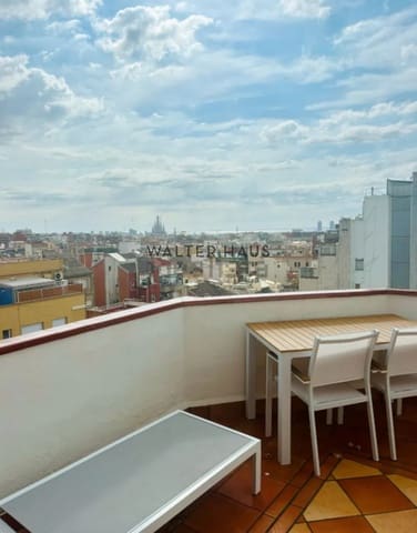 2 bedroom Penthouse for rent in El Putxet i El Farró, Barcelona city - € 2,400 (Ref: 9138292)