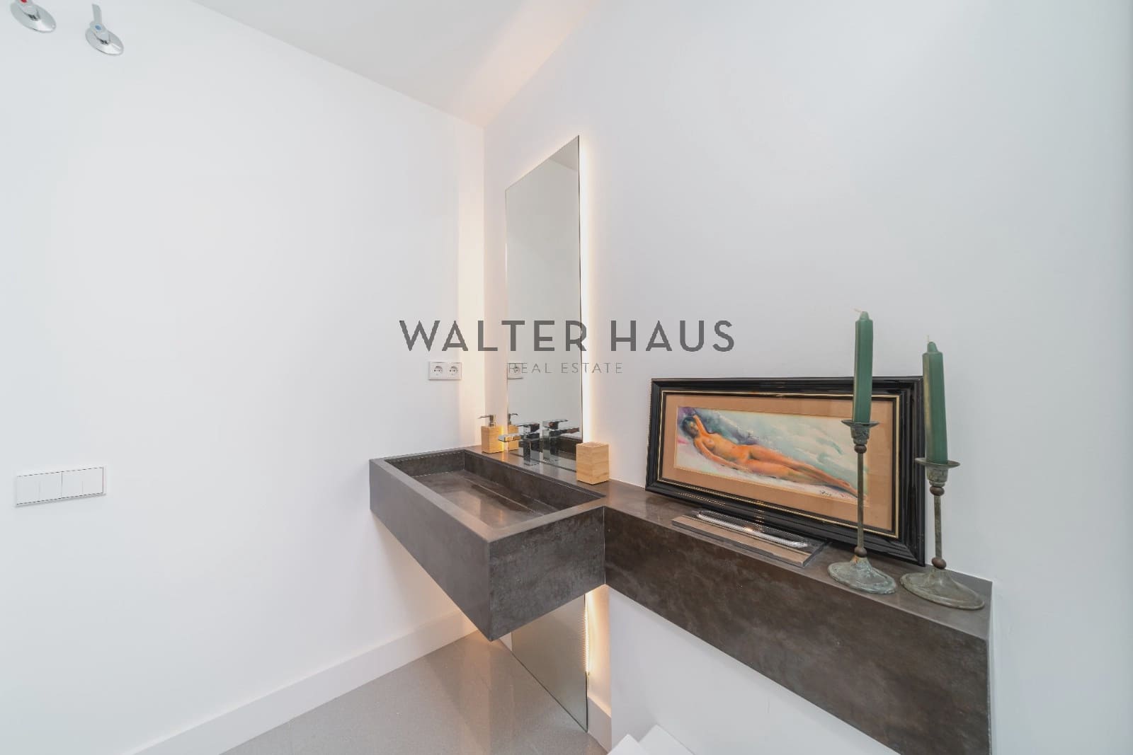 2 soverom Penthouse til salgs i Barcelona by - € 1 290 000 (Ref: 9141140)